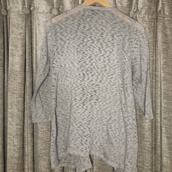 Torrid Gray Three Quarter Sleeve Burnout Waterfall Front Cardigan Torrid Size 00 - Picture 8 of 12